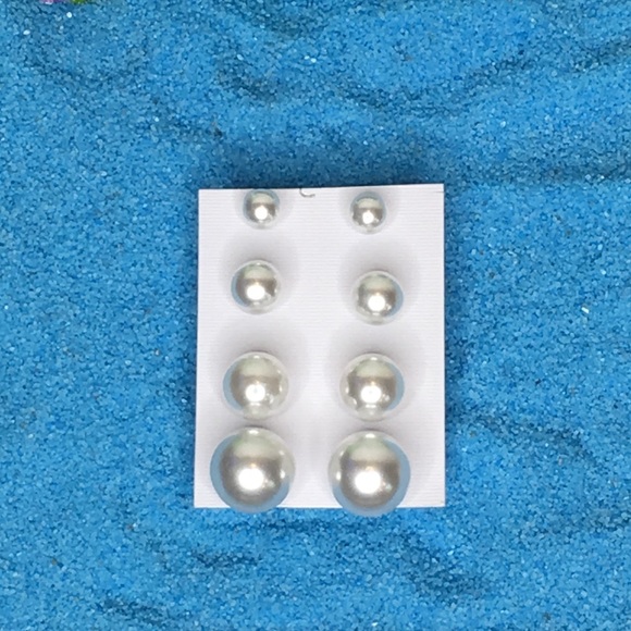 Faux Pearl Earrings - Picture 6 of 8